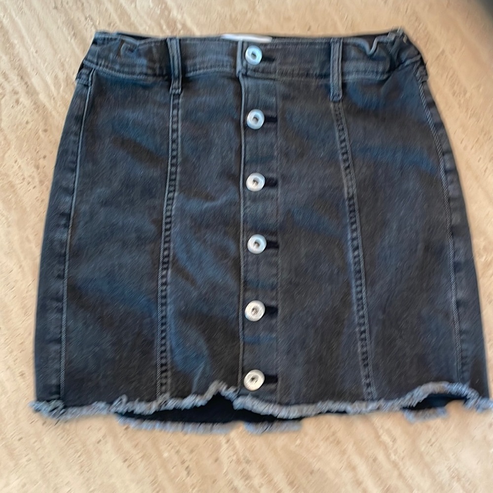 Abercrombie kids black denim skirt size 13/14